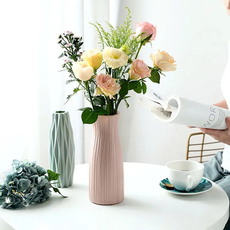 Modern Flower Plastic Vase